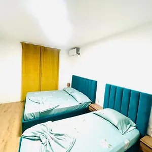 2, , Tirana Albanie